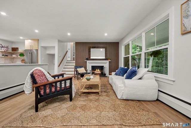 24 Wills Road, Newtown, CT 06470