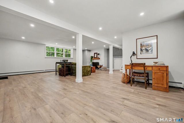 24 Wills Road, Newtown, CT 06470