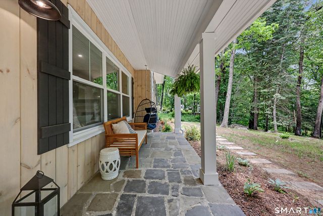24 Wills Road, Newtown, CT 06470