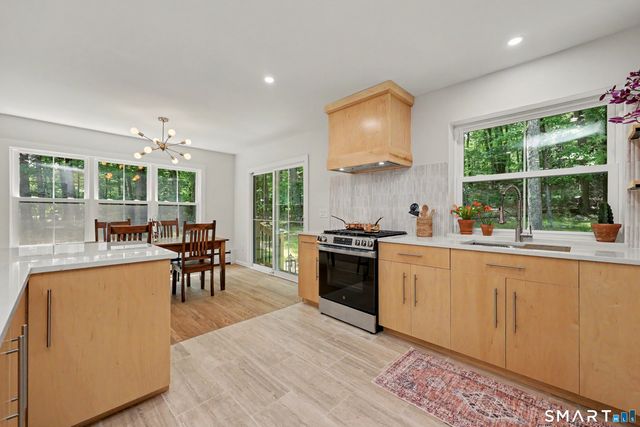 24 Wills Road, Newtown, CT 06470