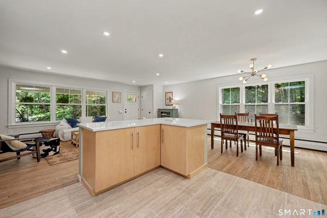 24 Wills Road, Newtown, CT 06470