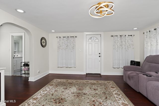 1321 Helderberg Avenue, Rotterdam, NY 12306