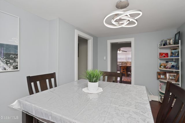 1321 Helderberg Avenue, Rotterdam, NY 12306