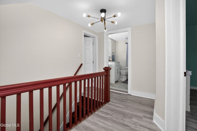 1321 Helderberg Avenue, Rotterdam, NY 12306