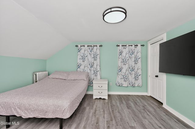 1321 Helderberg Avenue, Rotterdam, NY 12306