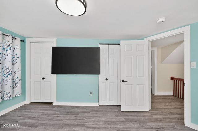 1321 Helderberg Avenue, Rotterdam, NY 12306