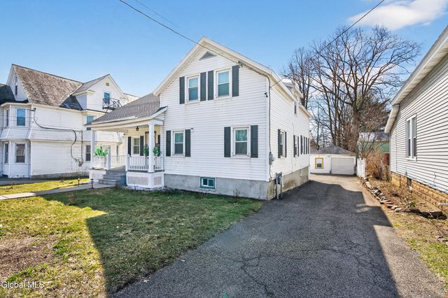 1321 Helderberg Avenue, Rotterdam, NY 12306