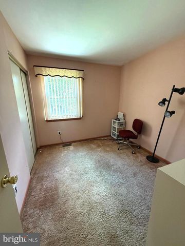 12 SCHOOL RD, Horsham, PA 19044