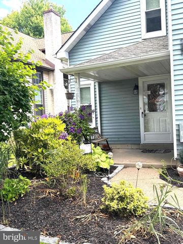 12 SCHOOL RD, Horsham, PA 19044