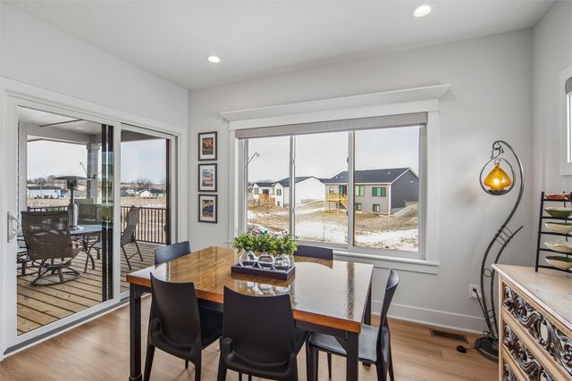 572 Napoli Avenue, West Des Moines, IA 50266