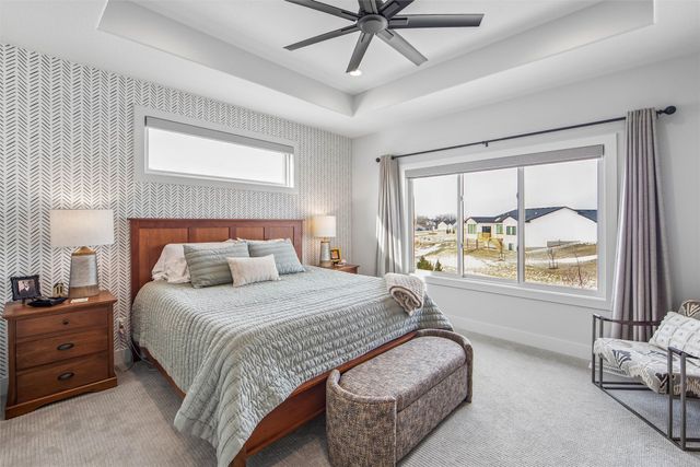 572 Napoli Avenue, West Des Moines, IA 50266