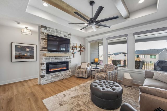 572 Napoli Avenue, West Des Moines, IA 50266