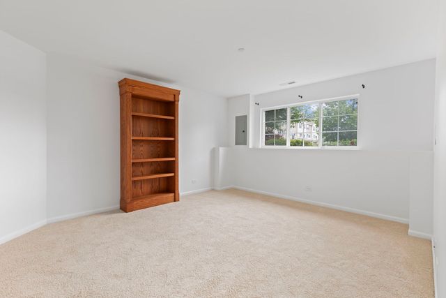 10325 KERRY RIDGE Court, Chicago Ridge, IL 60415