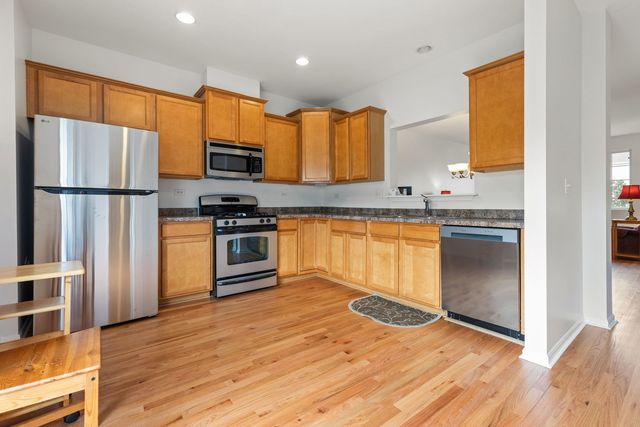 10325 KERRY RIDGE Court, Chicago Ridge, IL 60415