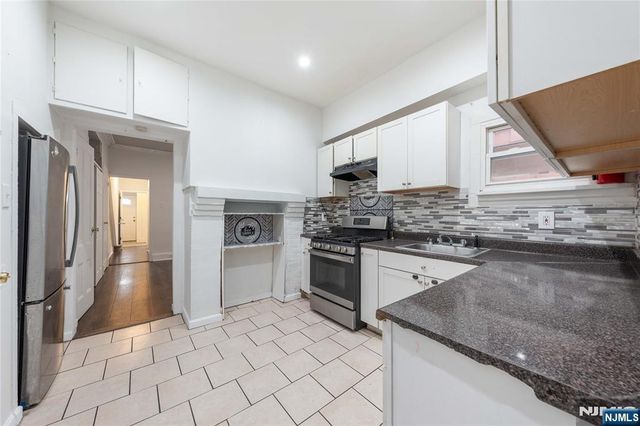 249 Summer Avenue, Newark, NJ 07104