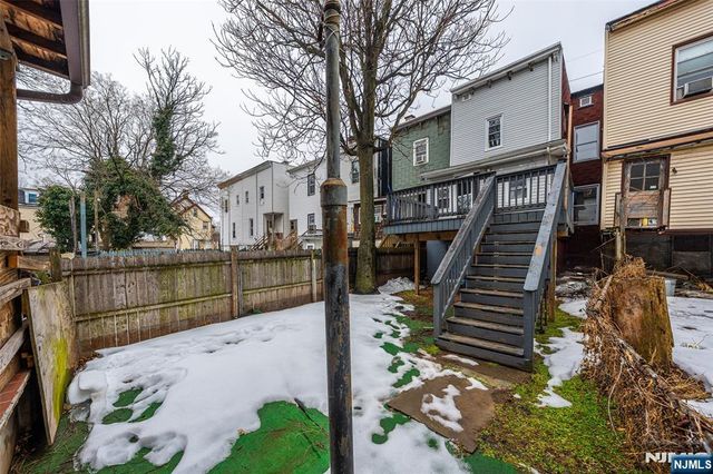 249 Summer Avenue, Newark, NJ 07104