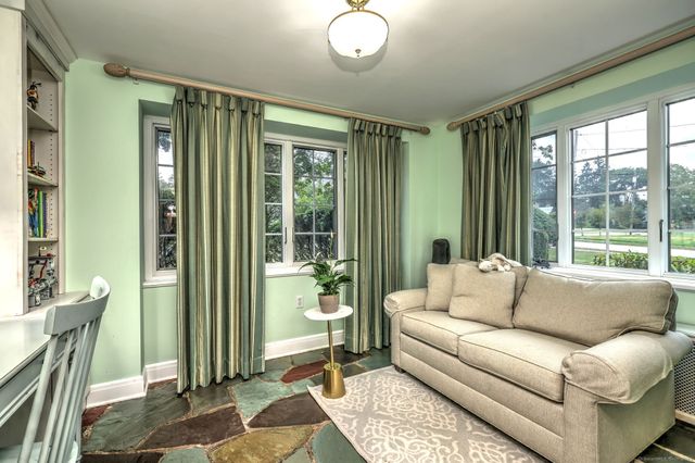 124 Churchill Road, Hamden, CT 06517