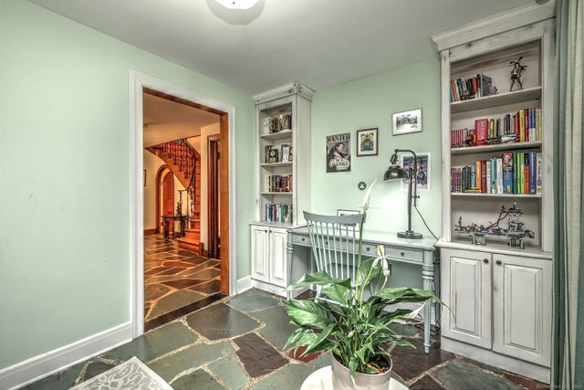 124 Churchill Road, Hamden, CT 06517