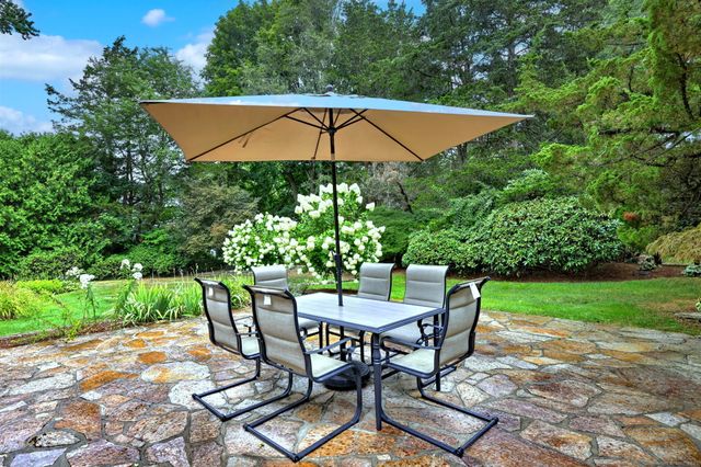 124 Churchill Road, Hamden, CT 06517