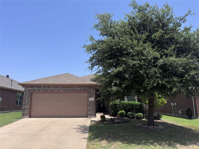 5912 Paluxy Sands Trail, Fort Worth, TX 76179