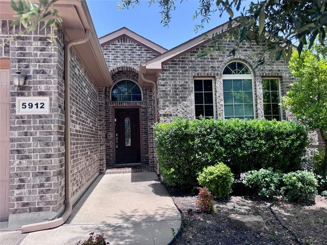 5912 Paluxy Sands Trail, Fort Worth, TX 76179