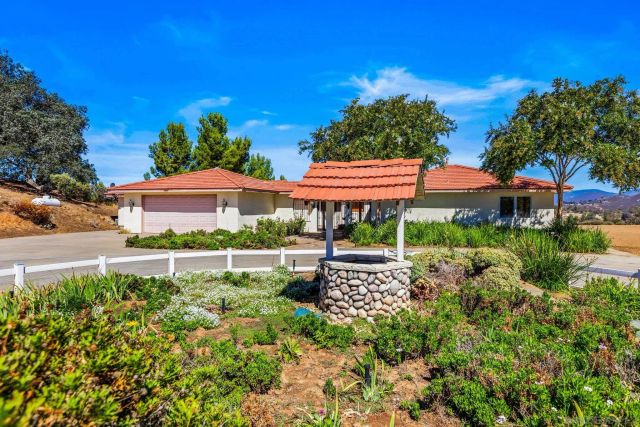 25090 Oakana, Ramona, CA 92065