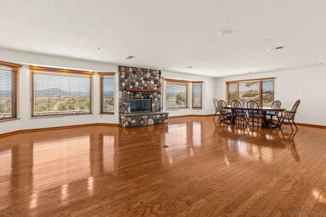 25090 Oakana, Ramona, CA 92065