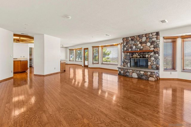 25090 Oakana, Ramona, CA 92065