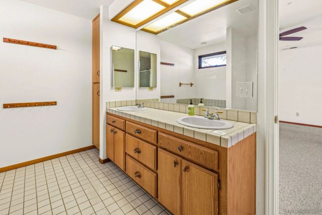 25090 Oakana, Ramona, CA 92065