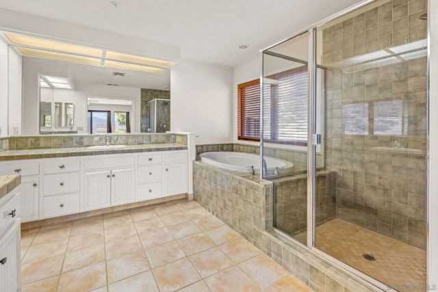 25090 Oakana, Ramona, CA 92065