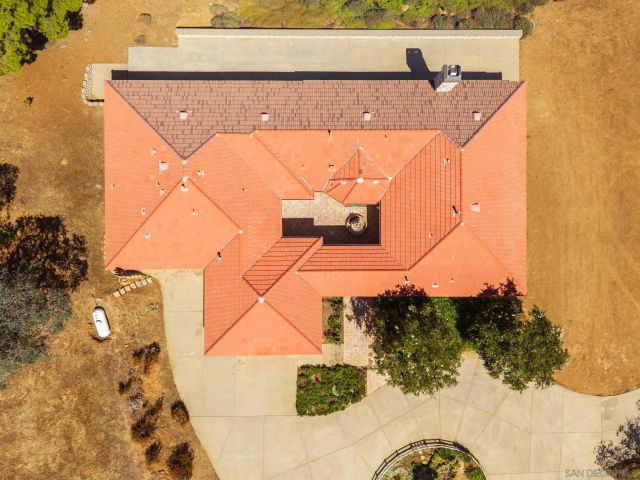 25090 Oakana, Ramona, CA 92065
