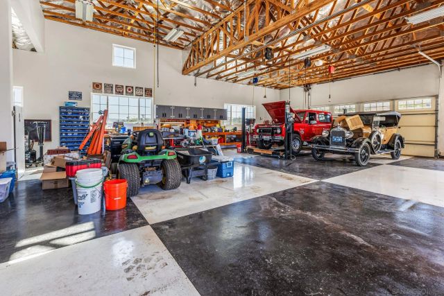 25090 Oakana, Ramona, CA 92065