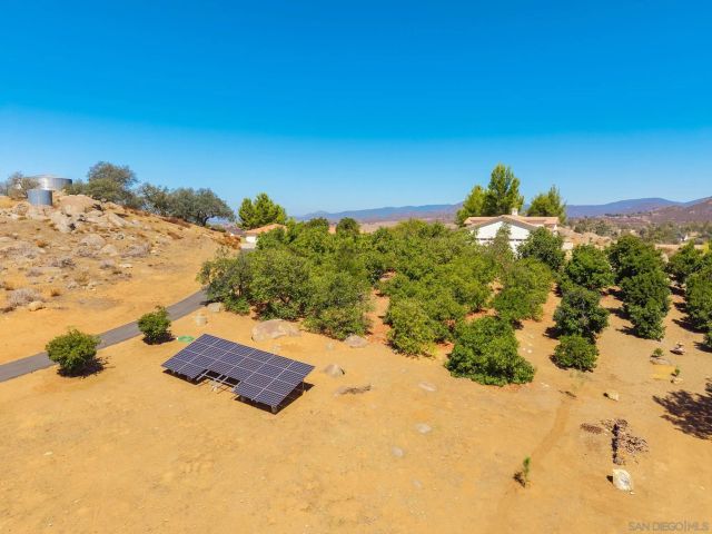 25090 Oakana, Ramona, CA 92065