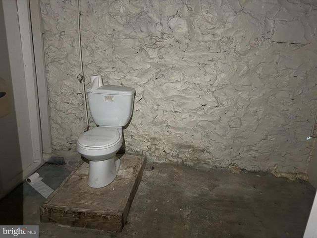 2209 BAKER ST, Baltimore, MD 21216