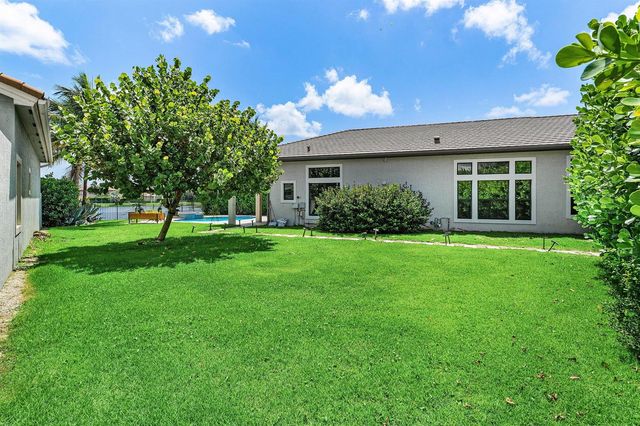 16872 Pavilion Way, Delray Beach, FL 33446