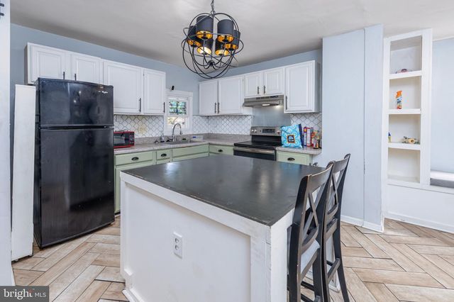 402 - 404 F ST, Millville, NJ 08332