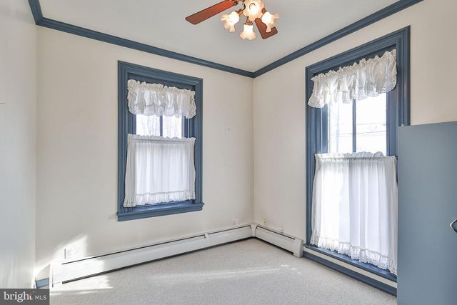 38 N MAIN ST, Richlandtown, PA 18955