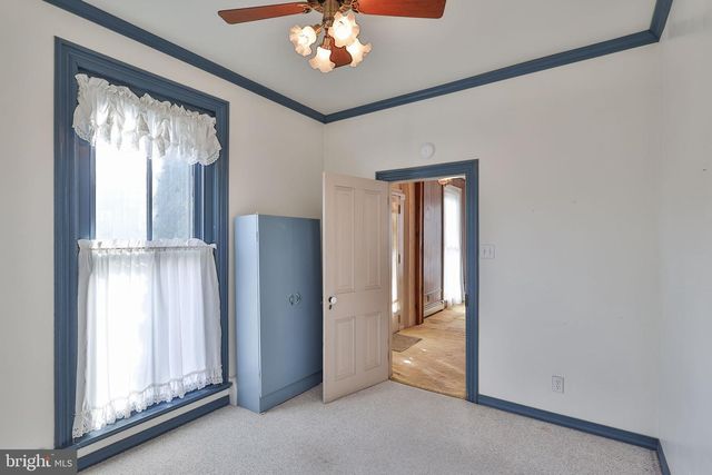 38 N MAIN ST, Richlandtown, PA 18955