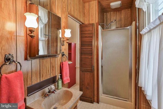 38 N MAIN ST, Richlandtown, PA 18955