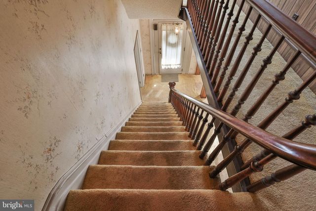 38 N MAIN ST, Richlandtown, PA 18955