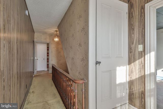 38 N MAIN ST, Richlandtown, PA 18955