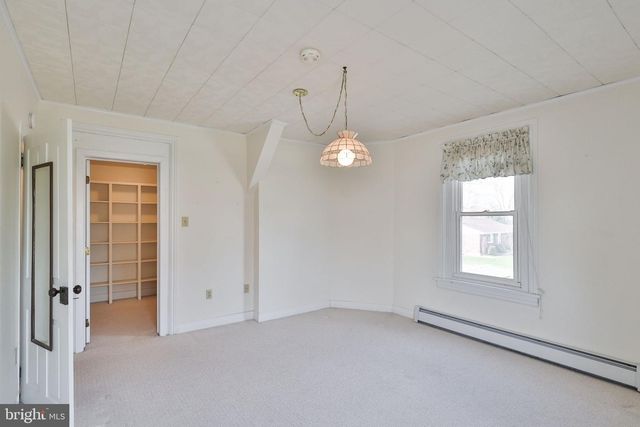 38 N MAIN ST, Richlandtown, PA 18955