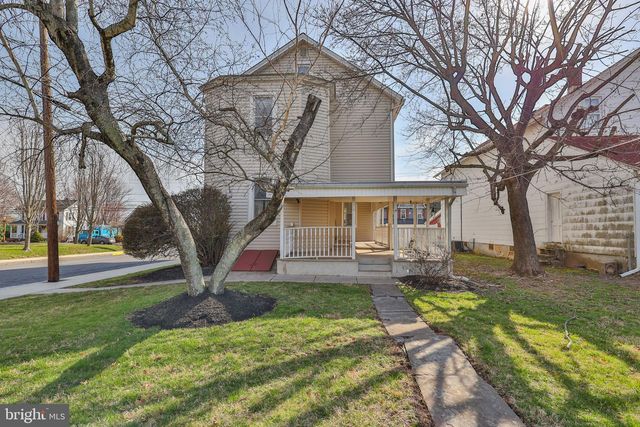 38 N MAIN ST, Richlandtown, PA 18955