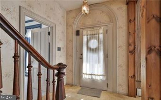 38 N MAIN ST, Richlandtown, PA 18955