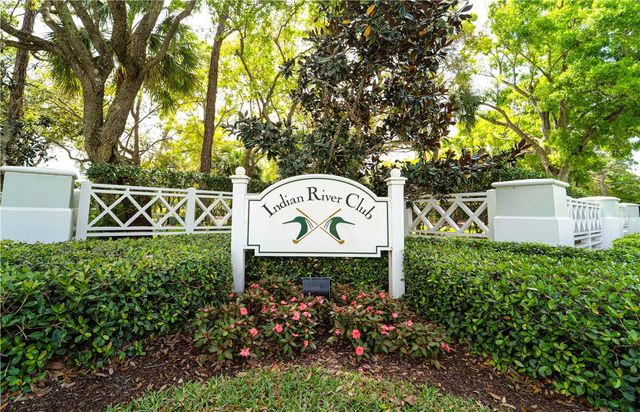 2320 Water Oak Court SW 113, Vero Beach, FL 32962