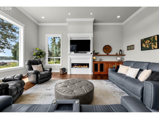 16109 Se EVERGREEN Hwy, Vancouver, WA 98683