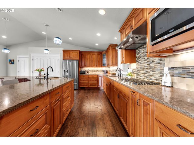 16109 Se EVERGREEN Hwy, Vancouver, WA 98683