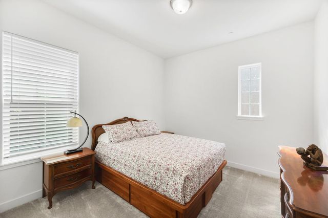 7595 Twin Bridges Ln, Citrus Heights, CA 95610