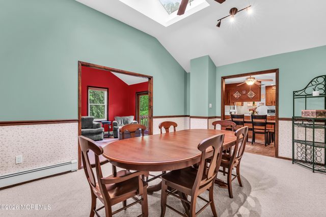 57 Roosevelt Avenue, Morganville, NJ 07751