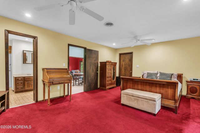 57 Roosevelt Avenue, Morganville, NJ 07751